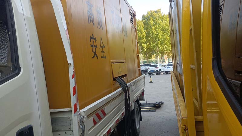 锡林郭勒如何判断柴油发电机组和UPS电源的切换时间是否符合要求？